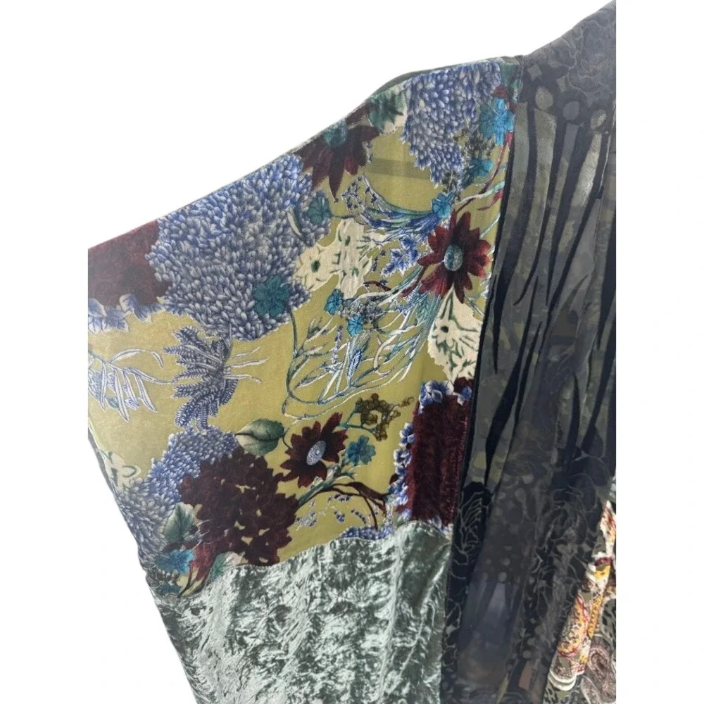 Chicos Mixed Media Patchwork Velvet Burnout Kimono Wrap OS Green Floral Leopard